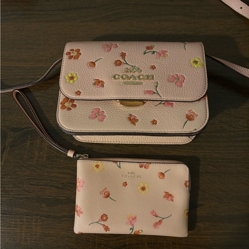 Coach crossbody purse with matching wristlet *this is a very small purse*